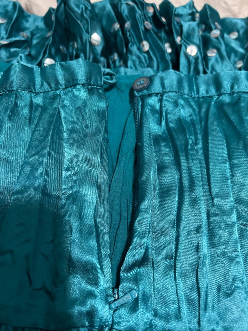 VINTAGE Y2K Avenue Of The Stars Teal Satin Embellished Midi Skirt Whimsigoth MED - Picture 11 of 12